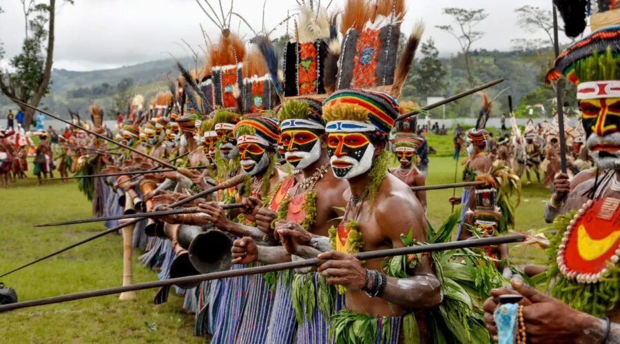 Top 15 Things To Do in Papua New Guinea – Rebecca and the World
