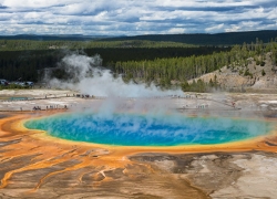 Top Sights to see in Yellowstone
